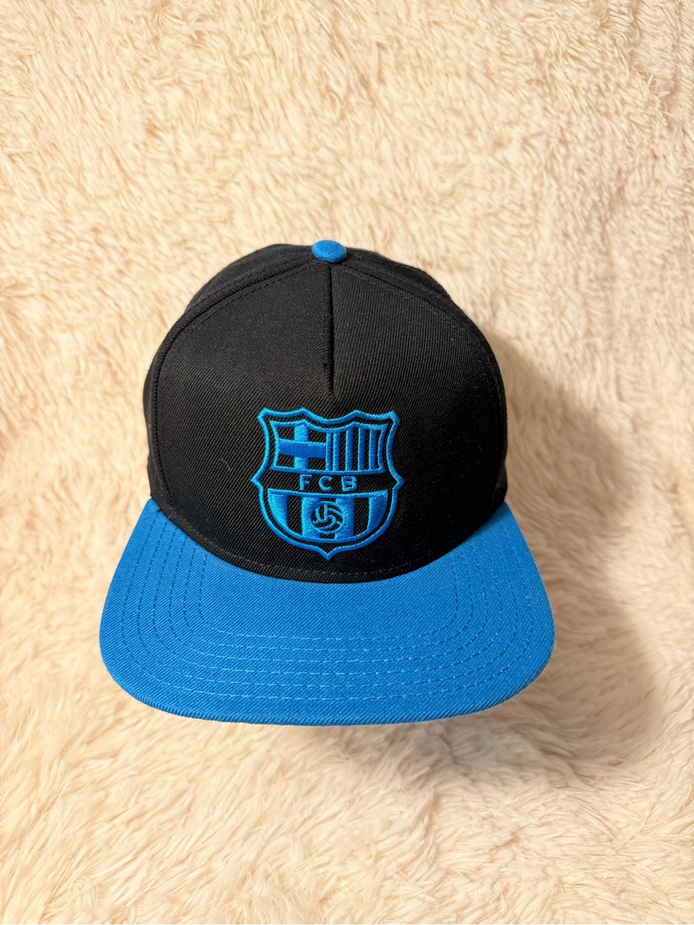 Official Licensed FC Barcelona (FCB) Two-Tone Snapback Cap 🟦